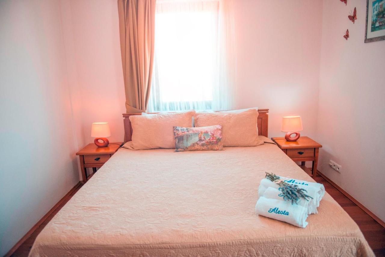 Alesta Hotel 보즈자아다 외부 사진