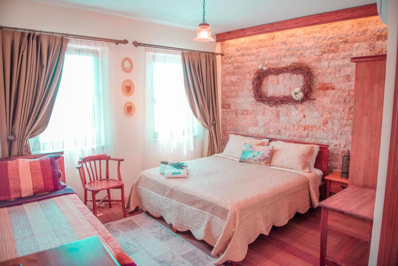 Alesta Hotel 보즈자아다 외부 사진