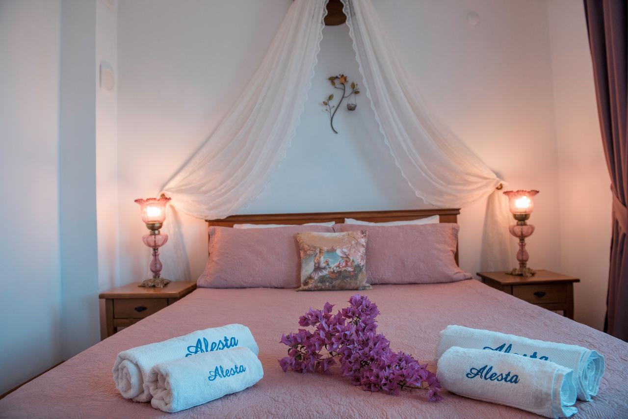 Alesta Hotel 보즈자아다 외부 사진